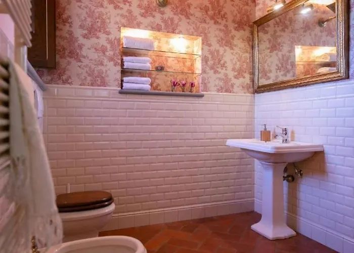 La Leopoldina By Interhome * Rigutino